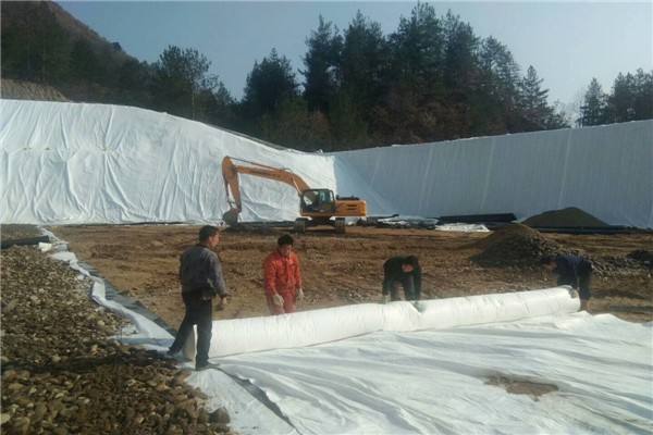 如何檢查土工布有沒(méi)有出現(xiàn)破損情況